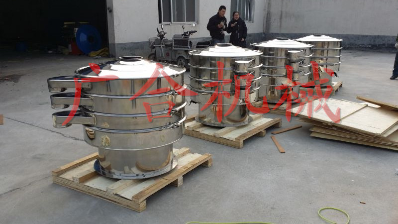 俄羅斯出口全不銹鋼振動篩準備發貨！